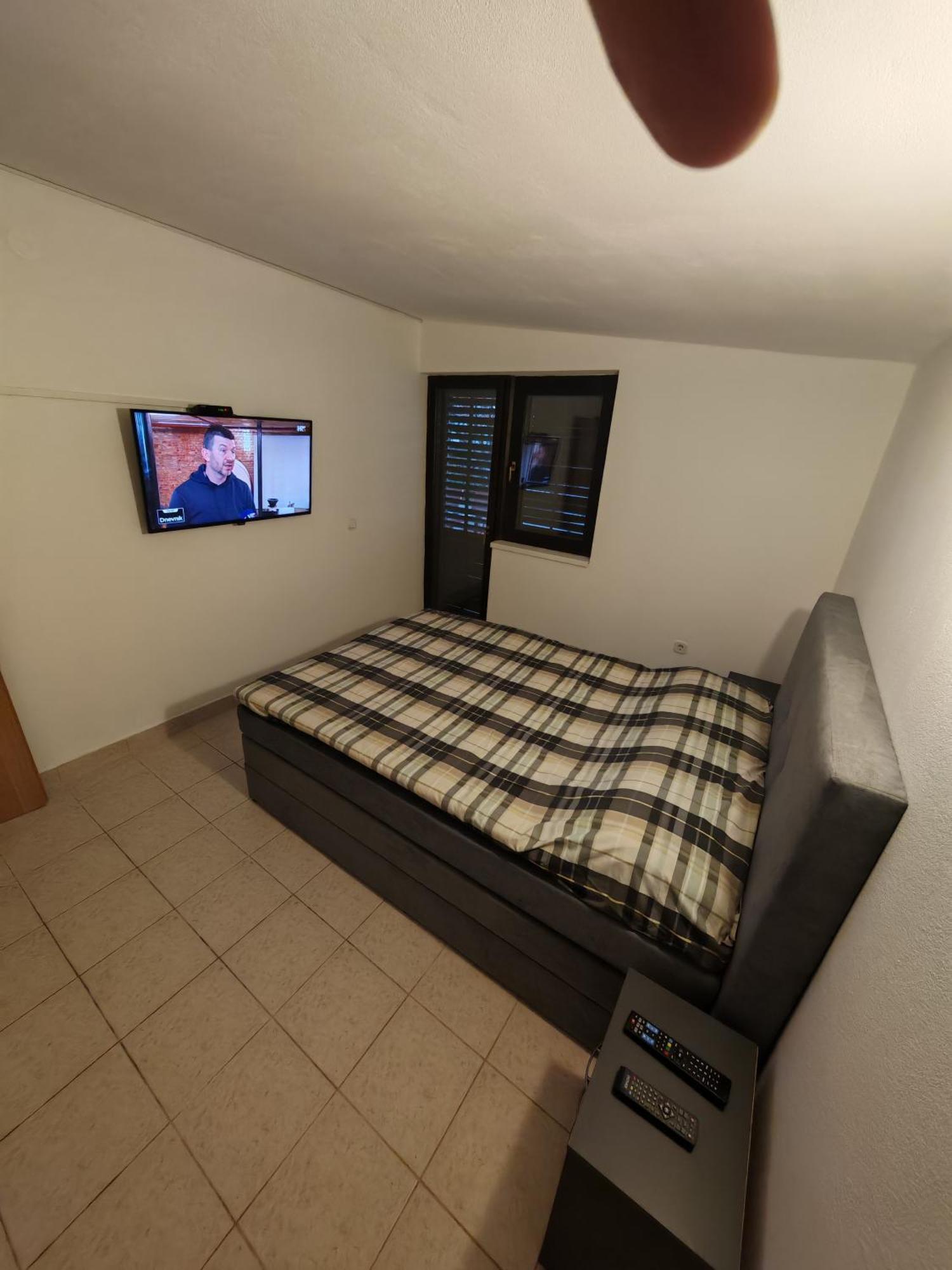 Apartman Maja Вир Екстериор снимка